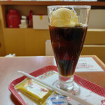 キャピタルコーヒー - ドリンク写真:アイスコーヒーフロート