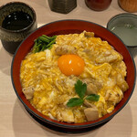 やきとり お㐂樂 - 京紅地鶏の親子丼 大 鶏スープ付