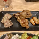 オイスター&スモークドバーサンゴ - 自家製燻製盛り合わせ３種（２人前コース）