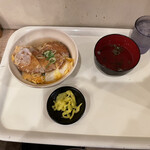 松屋 - カツ丼 400円