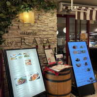 Osteria UVA RARA 横浜 - 