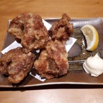 うまい肉と旬食材 南越谷 庵 - 自家製唐揚げ７４８円