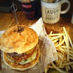 Jack37Burger - バリネスチェダーチーズバーガー (1,430円)]