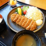 レストランやまさや - トンカツランチ￥1.300