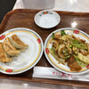 餃子の王将 - 料理写真:ジャストサイズのニンニクマシ餃子よく焼きとジャストサイズの回鍋肉