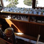 Kita Koubou - コーヒーカップもたくさん並んでいました。