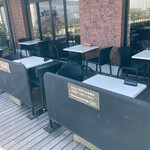 A16 - テラス席を予約してたのだが寒くて店内席に変えてもらった