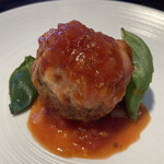 A16 - トマトの酸味が爽やかでさっぱりといただける一品、重たくなくて何個でも食べれる感じ