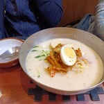 Shi jan - 豆乳麺