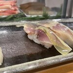 Azumazushi - 宮城産の〆鯖。