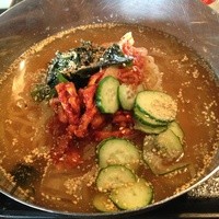 和牛焼肉 土古里 上野バンブーガーデン店 - 辛冷麺アップ