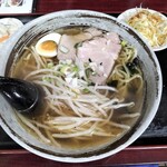 丸千食堂 - 醤油ラーメン