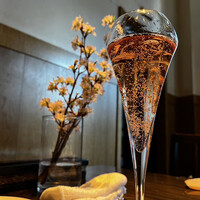 grigio la tavola - 