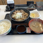 Yoshinoya - 鉄板牛カルビ定食 あさりの味噌汁