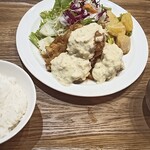 ボンバーキッチン - チキン南蛮定食
