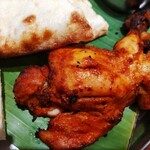 Andhra Kitchen - 見事な骨付きタンドリーチキン！