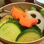 おきらく厨房 桃桃茶寮 - 野菜のせいろ蒸し