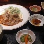 ほり - しょうが焼き定食