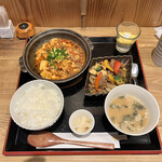四川料理 日出人 - ランチAセット（税込み１３００円）