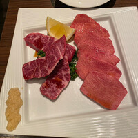 焼肉一頭両騨 町田本店 - 