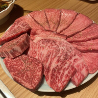 TANAKA YAKINIKU RESTAURANTE - 