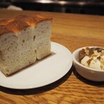 スガハラ - パン + マスカルポーネ