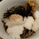 Sujuumasayuki Raku - 冷たいおろし蕎麦、舞茸天＆揚げ餅トッピング