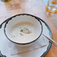 ザ タヴァン グリル＆ラウンジ - 