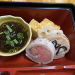 山海房 - もずく酢、アジ？の蒸し物、豆腐とひじきなど蒸し物、酢ばす、卵焼き