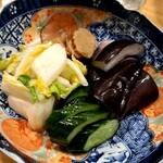 鳥天 - 漬け物盛合せ