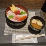 Sushi Izakaya Kozaru - 海鮮丼