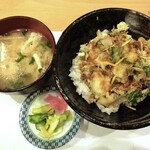 天ぷら処 こさか - かき揚げ丼 ＆ 味噌汁 ＆ 漬物