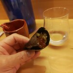 羽田市場 ギンザセブン - イクラの手巻き