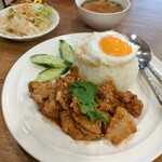 イサーンキッチン タイ料理&タイ居酒屋 - ムートーガーティアムランチ