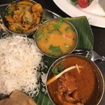 ダバ インディア - この日は、チキンカレーと海老ちゃんがビシっと辛くて良き