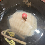 日本料理 太月 - 量少なめコース２３１００円。鮎魚女葛たたき。お出汁の風味がとーっても気に入っています。鮎魚女も芳醇で、素晴らしい味わいです（╹◡╹）（╹◡╹）