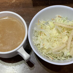 やっぱりステーキ - サラダとスープ（お替無料）