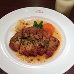 文化洋食店 - 三河豚ロースのトンテキ