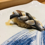 寿司割烹 魚紋 - 小肌