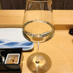 寿司割烹 魚紋 - 日本酒:日高見