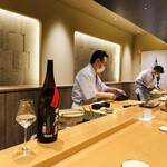 寿司割烹 魚紋 - 