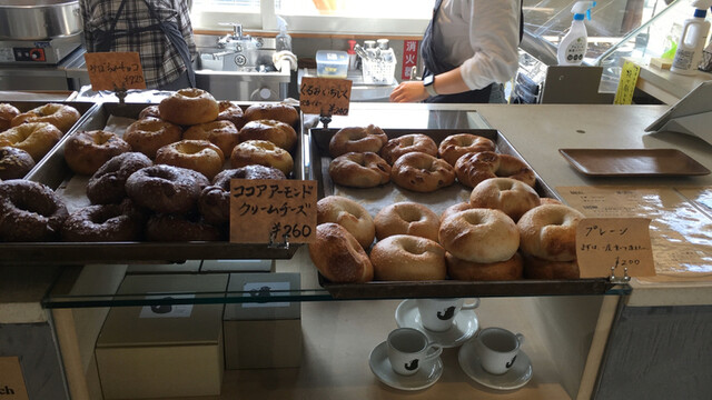 山ベーグル&コーヒースタンド リンクむらやま店｜ベーグルと本格コーヒーが楽しめるカフェ