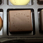 Chocolaterie&Bar ROND-POINT by Hirofumi Tanakamaru - 