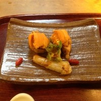 天ぷら 松 - 甘ーくとろける雲丹とレンコンの食感。最高。