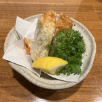 四季彩 華門 - 大葉チーズ包揚げ500円