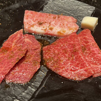 焼肉 いのうえ 国分寺店 - 和牛ハラミタレ、ロースタレ(カメノコ)、カルビタレ