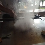 大淀河畔 みやちく - 焼いている途中