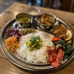 SPICE KITCHEN POPO - 