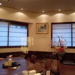 明月館 - 通されたのは2階席。残念ながら決起集会のお部屋ではなかった。