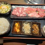 E-Go Yamagata Gyuu Yakiniku Ittou Gai Kurobeko - 